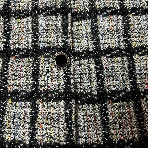 Bagatelle Collection Button Front Black and Confetti Tweed Mini Skirt Sz. M - Picture 14 of 16